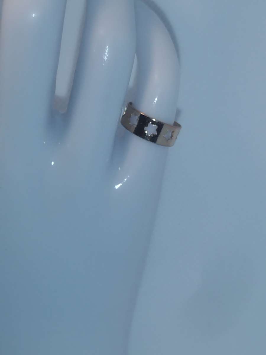 Open Star Chic Rhinestone Ring