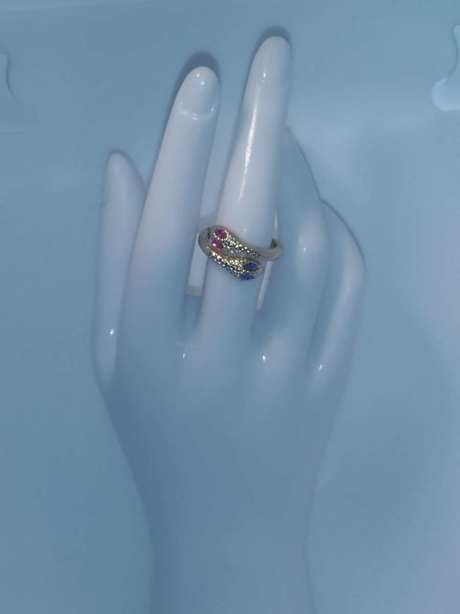 Pink Blue Snake Chic Rhinestone Ring