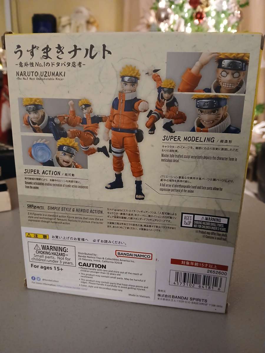 Figuarts Naruto Uzumaki with items