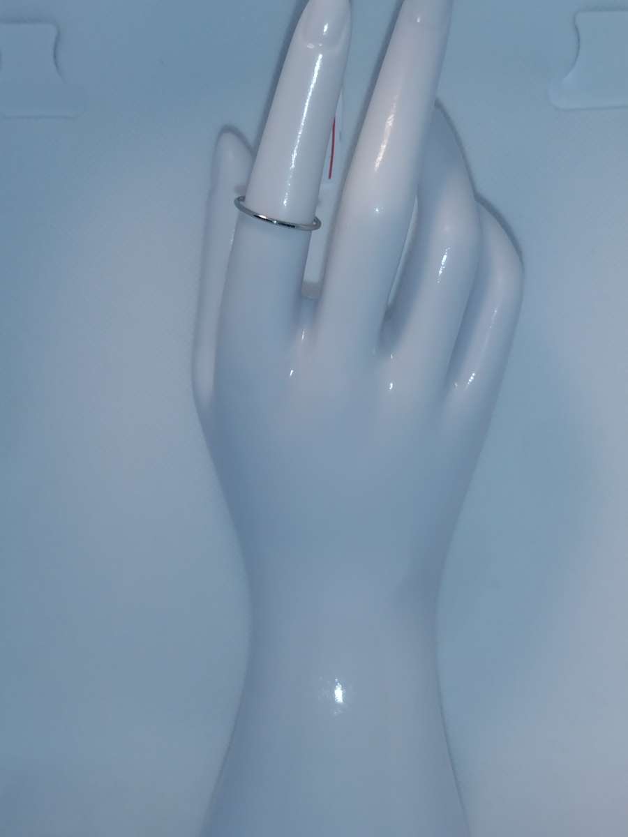 Simple Band Retro Geometric Ring