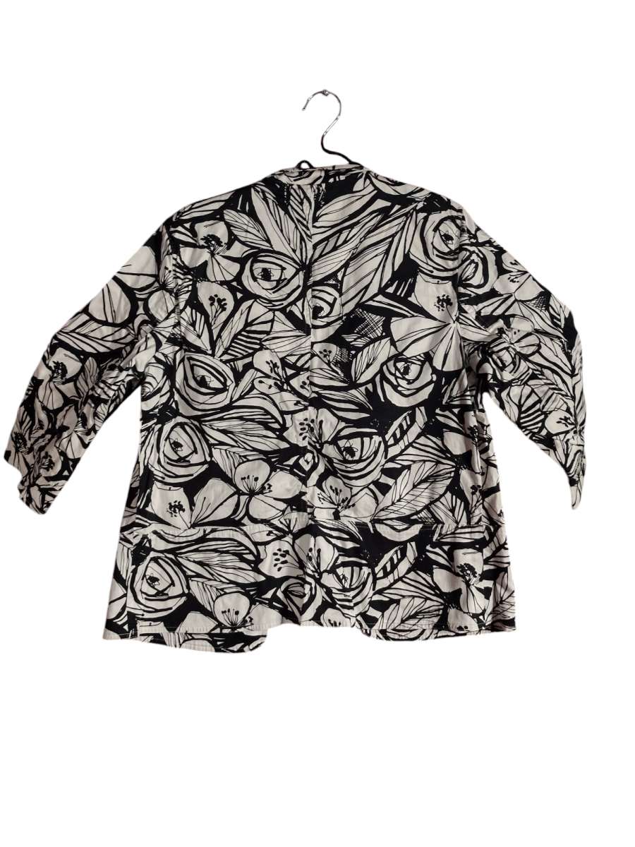 Coldwater Creek black and white floral jacket
