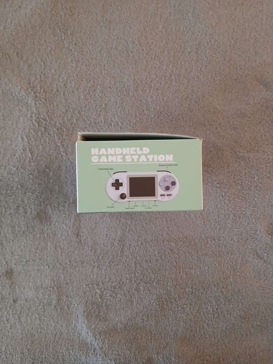 Data Frog SF2000 Handheld Game Station Console