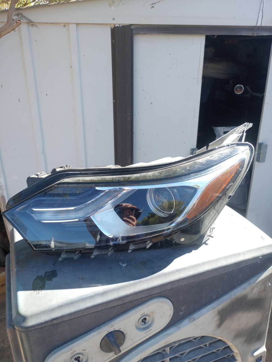 2018 to 2021 Chevy equinox headlights and fog lights