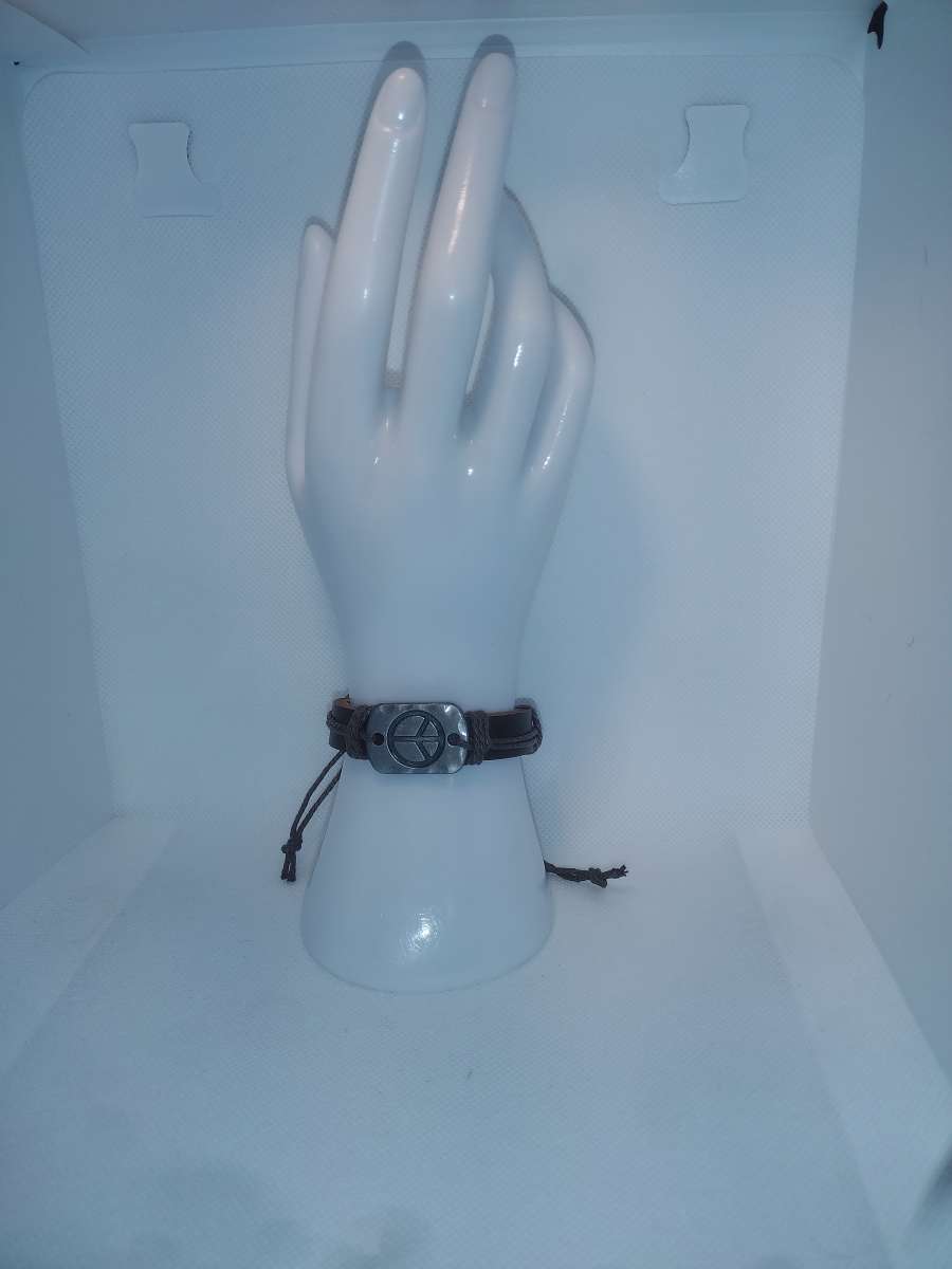 Etched Peace Leather Bracelet VCB