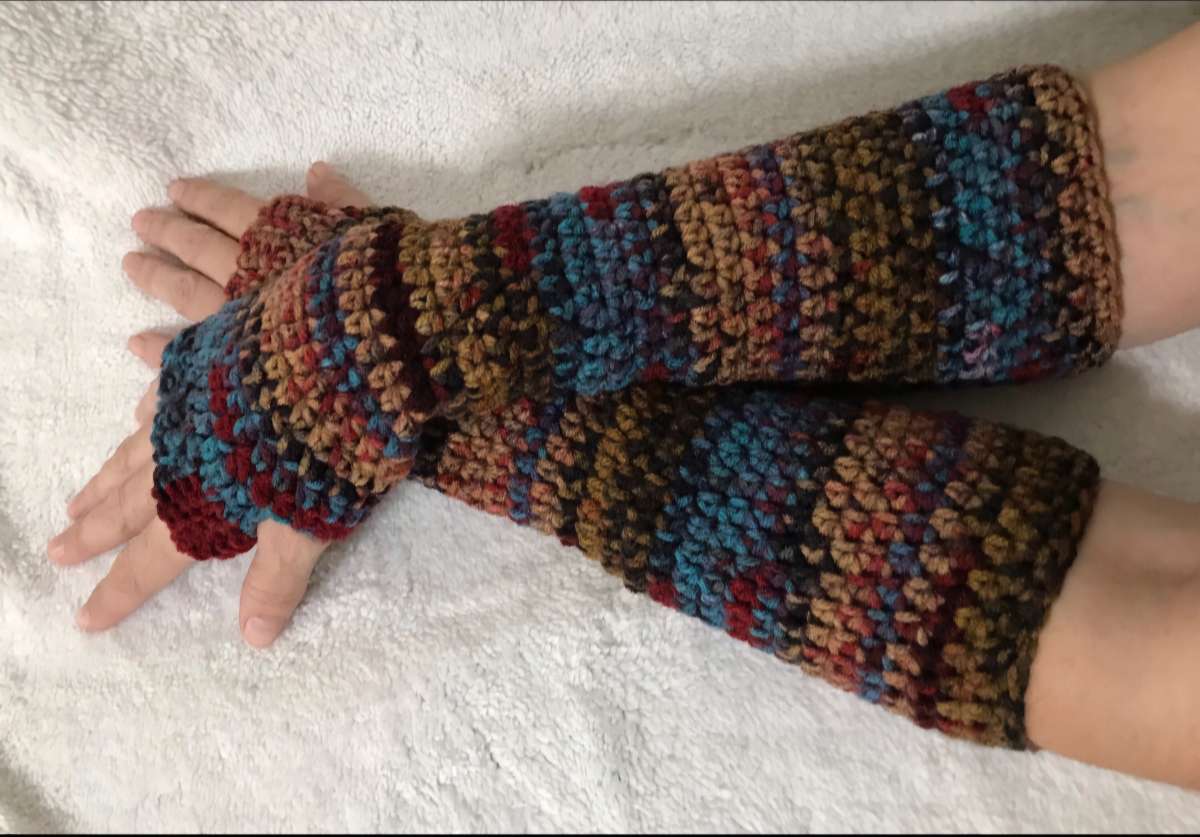 New Beautiful Long Arm Warmers