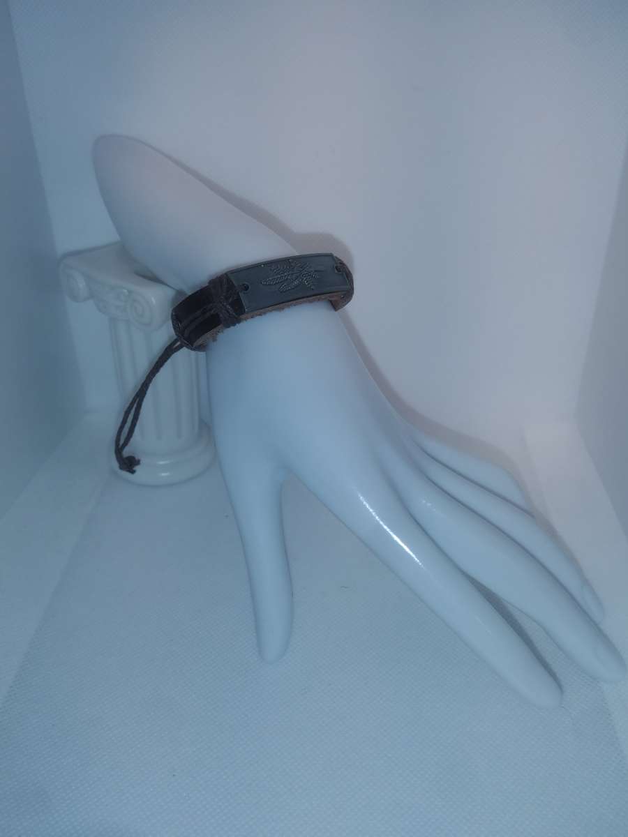 Brown Leaf Leather Bracelet VCB