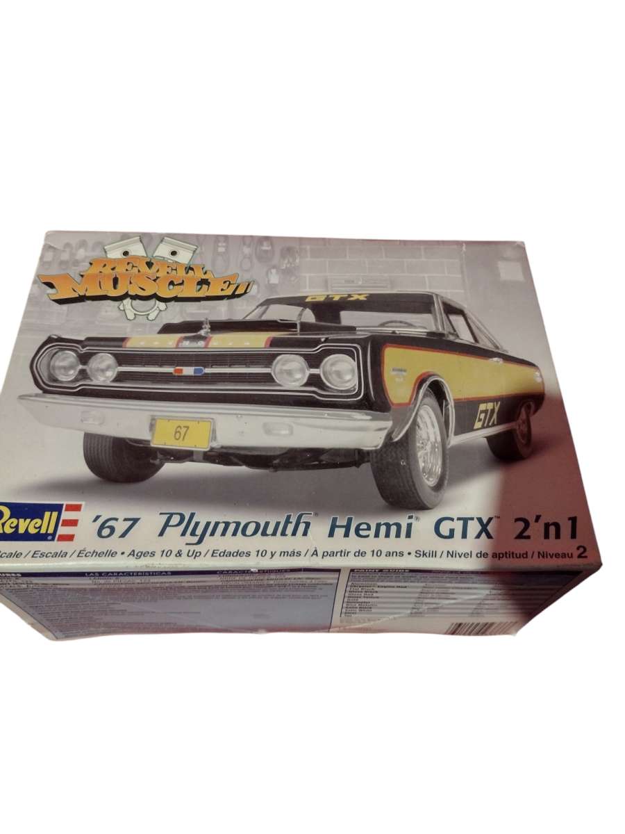 67 Plymouth hemi GTX model car kit