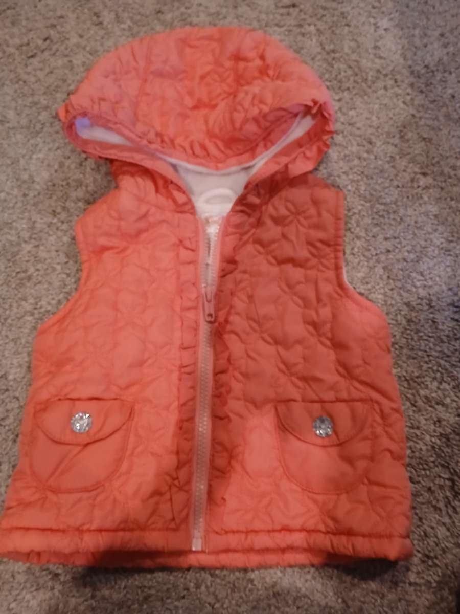 Gymboree Toddler Girls Peach Quilted Hooded Vest