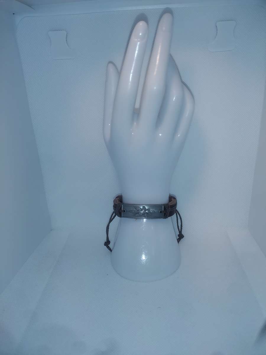 Brown Leaf Leather Bracelet VCB