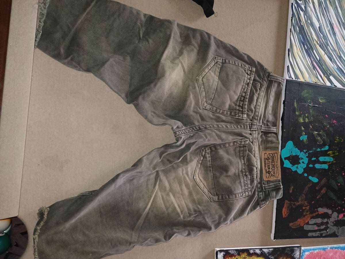 mens tshirts size large and XL  and jeans shorts size 36