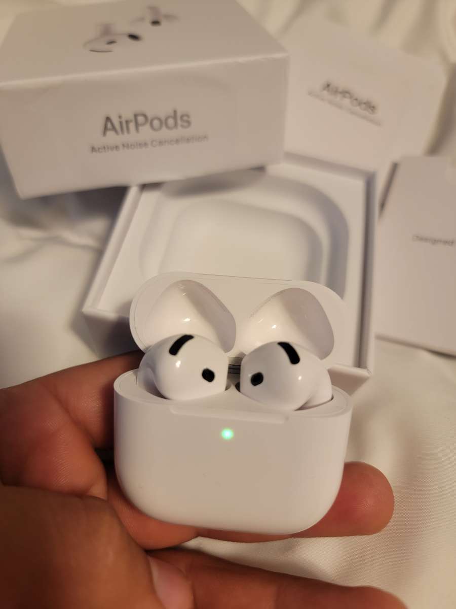 Airpods 4 ANC