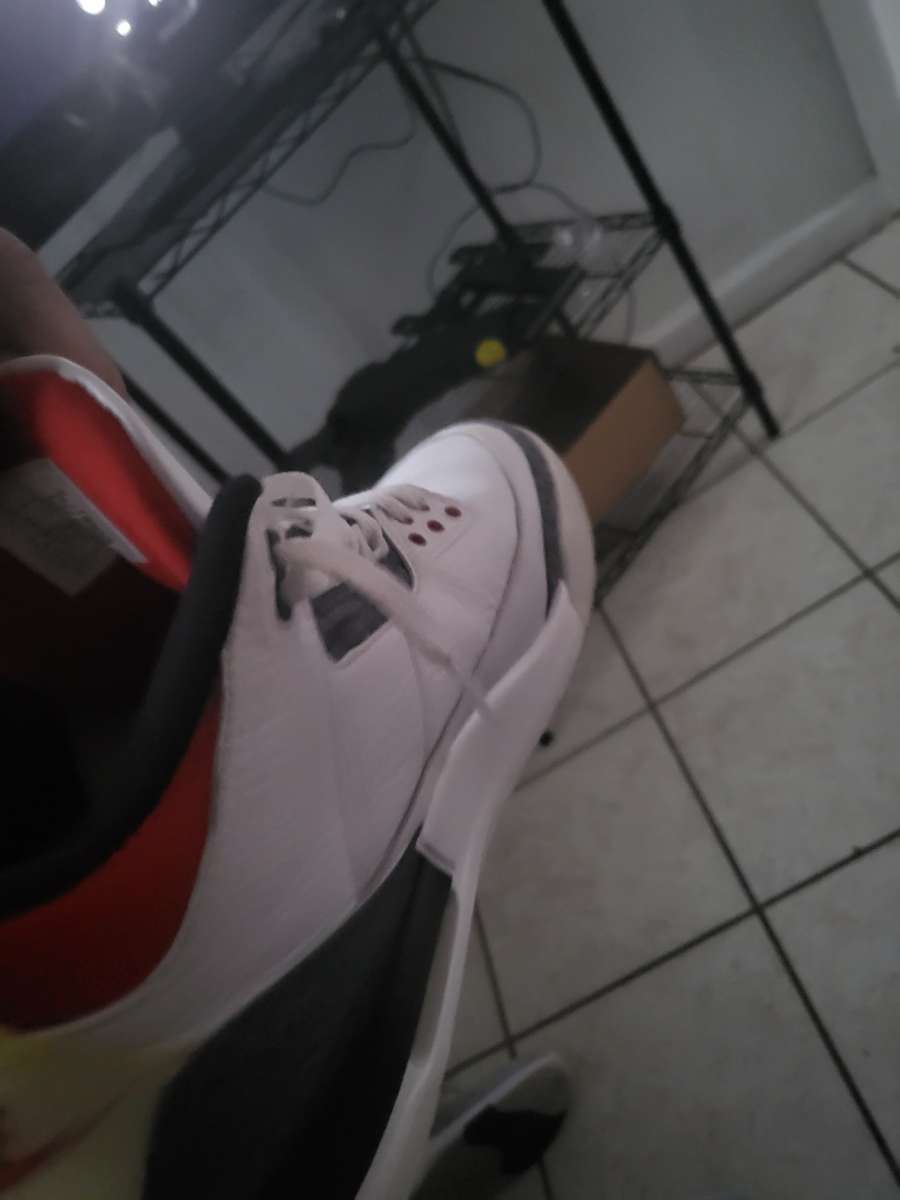 used jordans size 10 both for 25