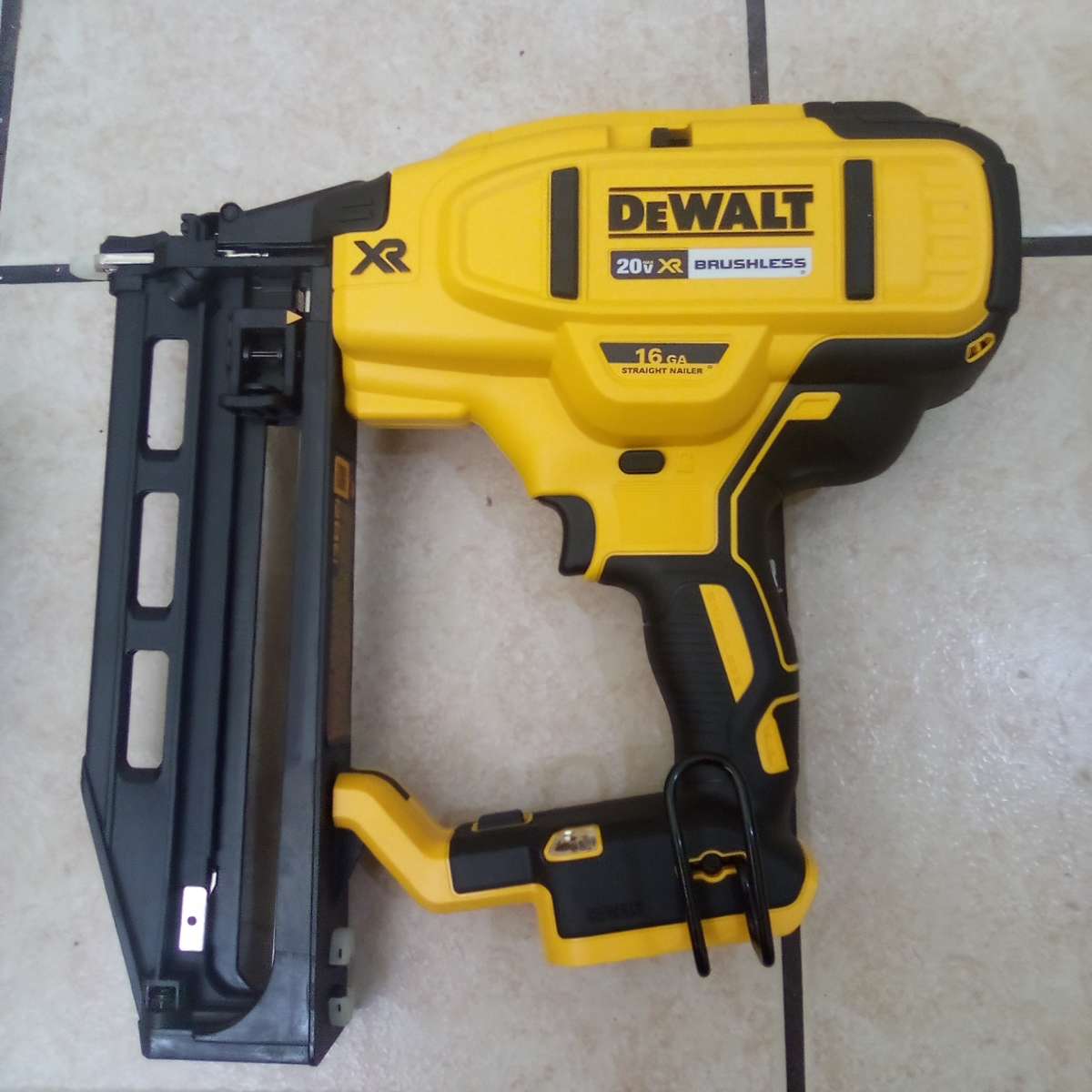 DeWalt XR 16 GA Straight Finish Nailer tool Only