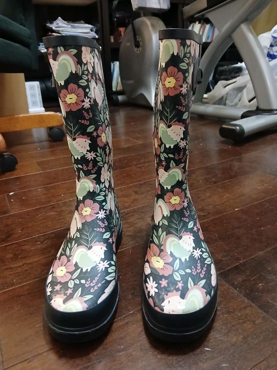 Western Chief rain boots size 8