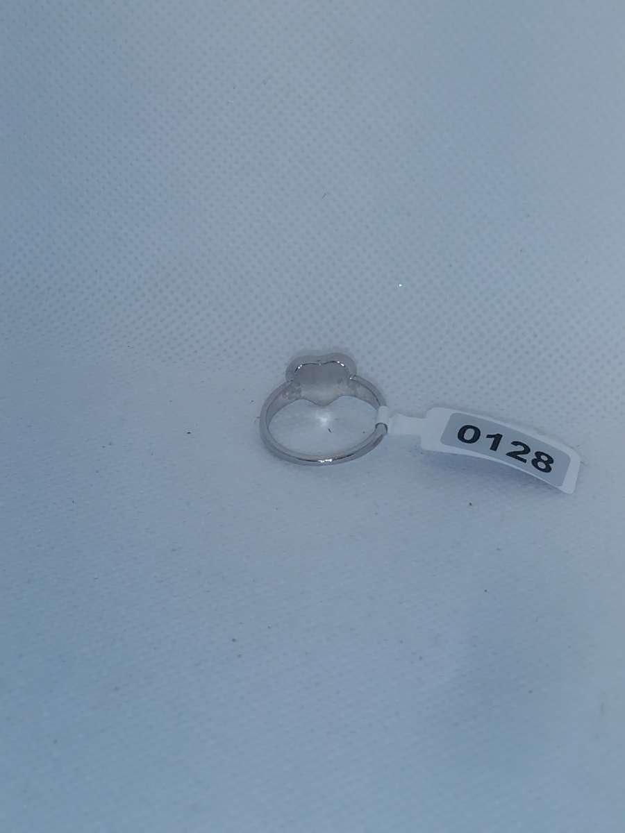 Black Heart Retro Geometric Ring