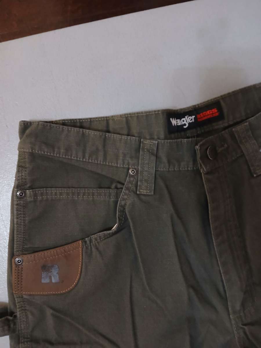 Wrangler work cargo pants 34x32