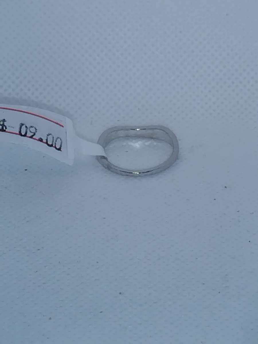 Wavy Retro Geometric Ring