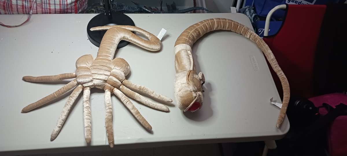 facehugger And chestburster plush