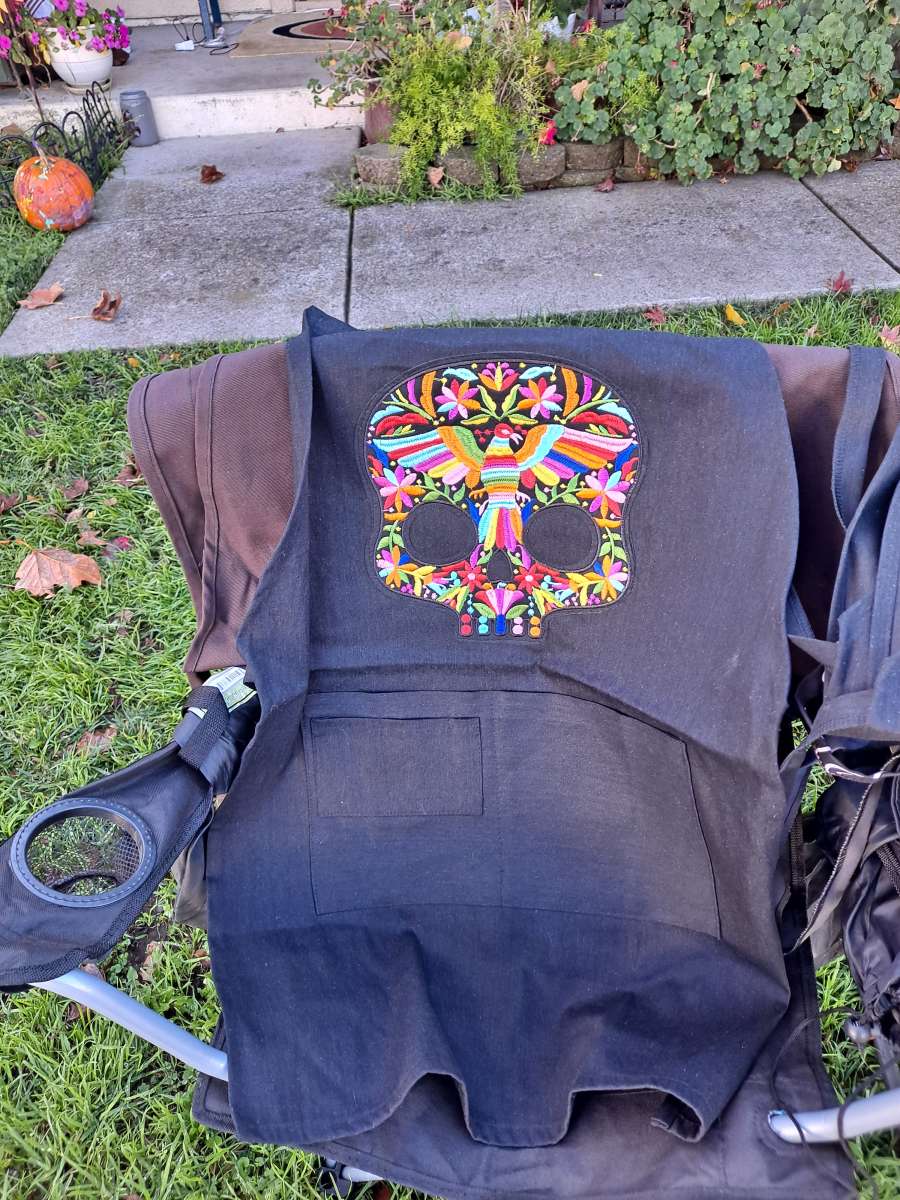 handmade aprons mandiles echo a mano