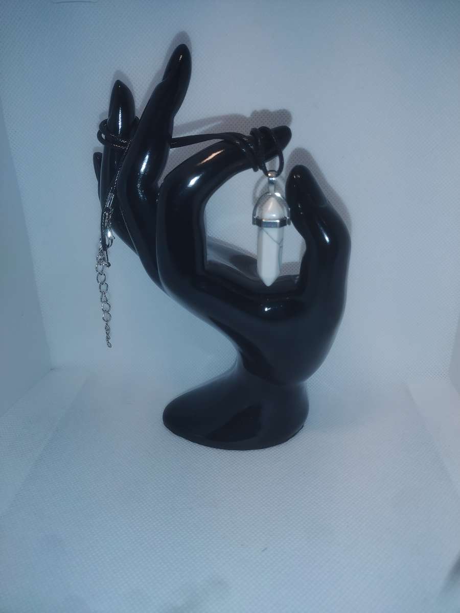 White Marbled Glass Pendant Necklace