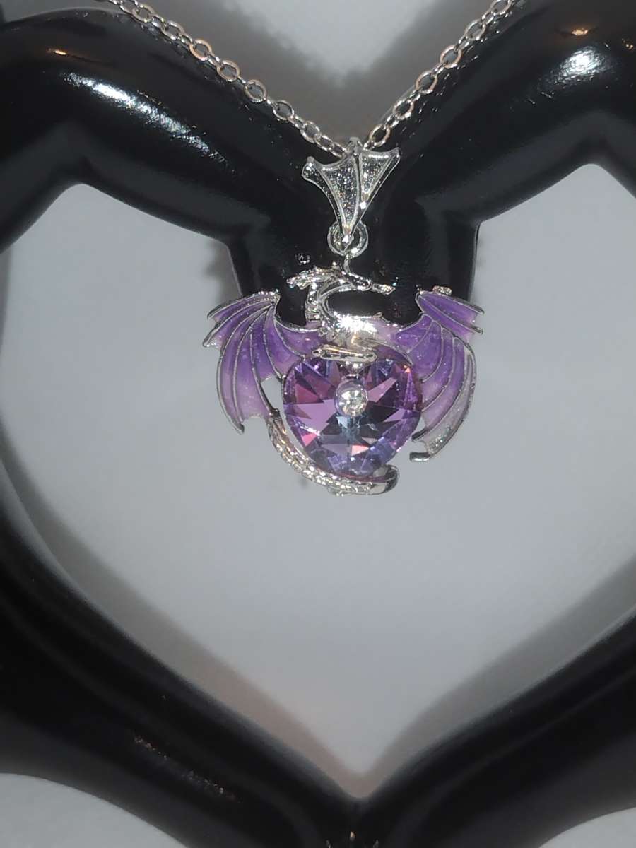 Dragon Heart Rhinestone Necklace Purple