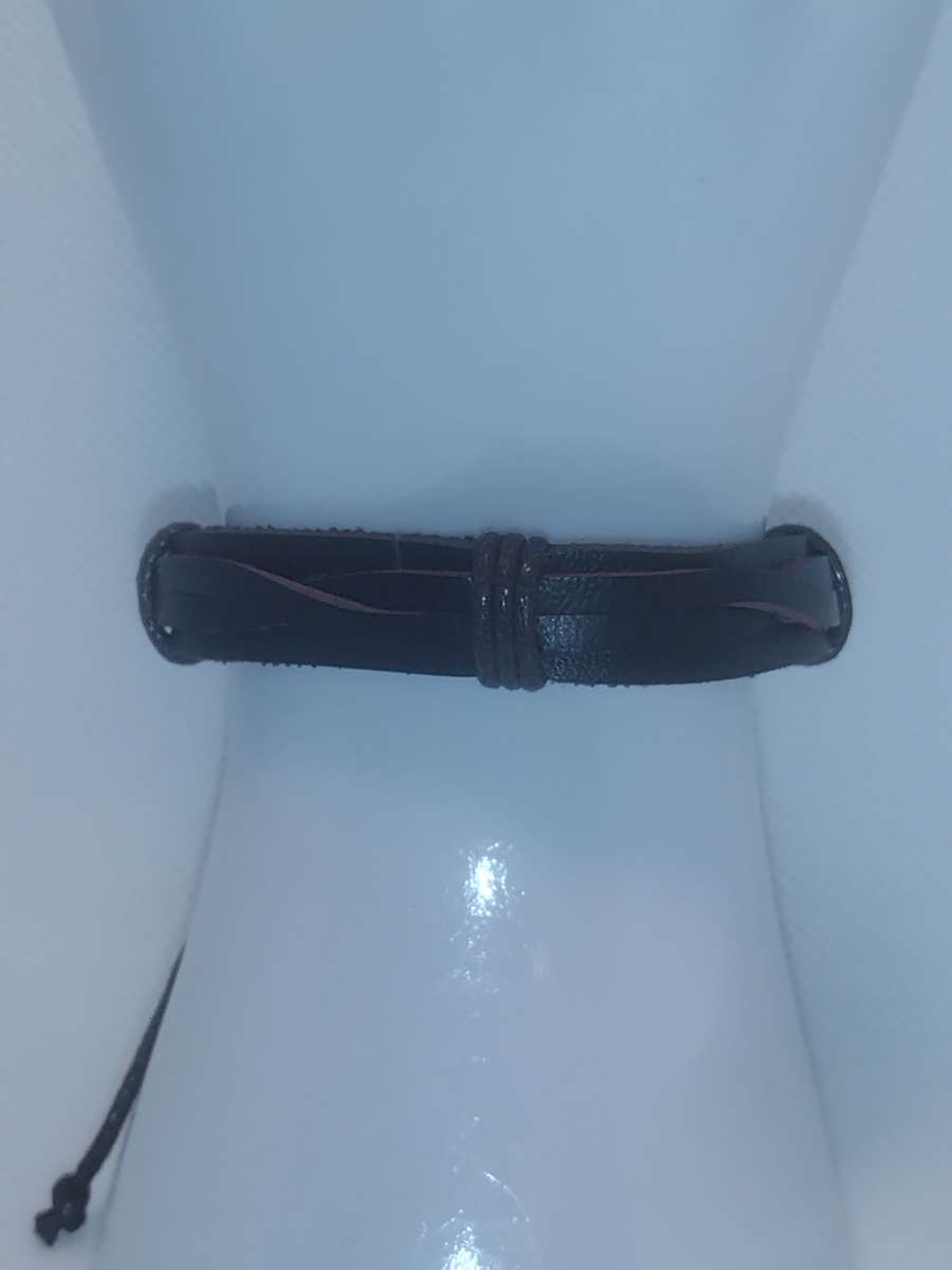 Faux Leather Bracelet criss cross brown