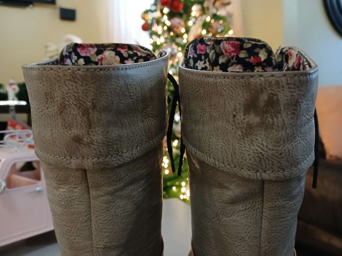 Brown boots for women size 8 point 5