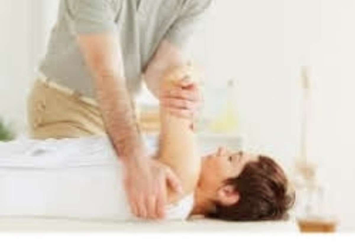 sobador masajista Edgar a domicilio