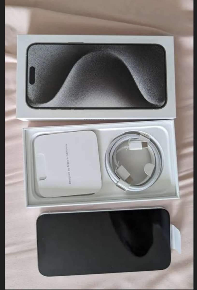 iPhone 15 pro max 1Tb