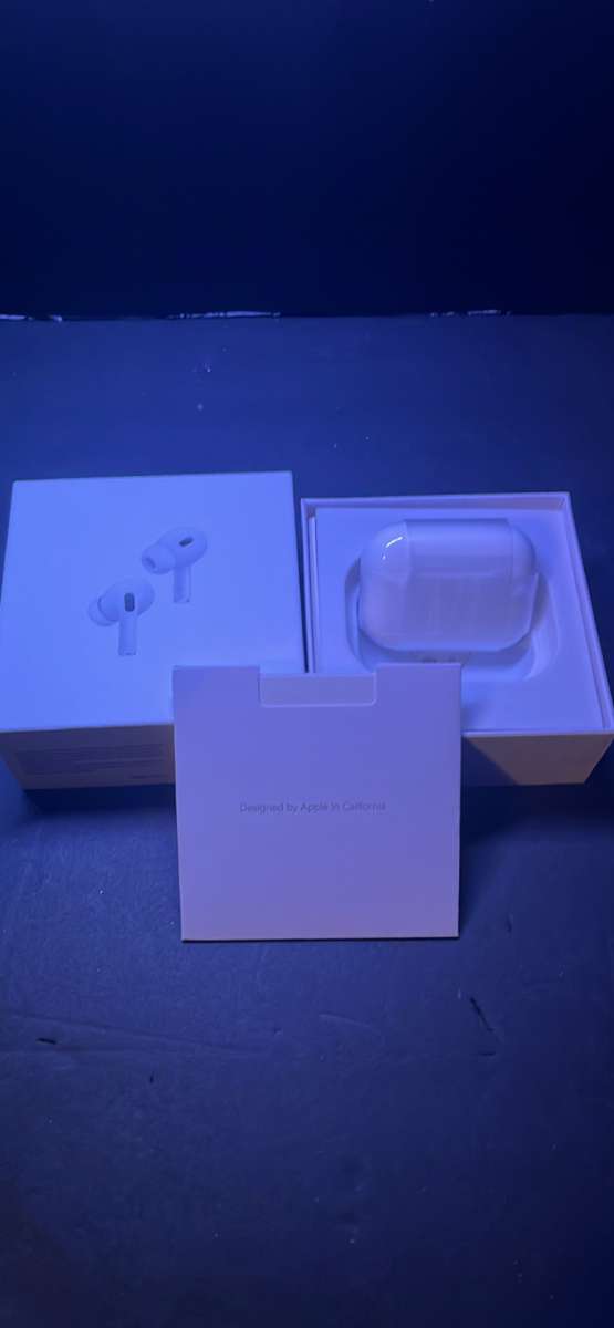 AirPods