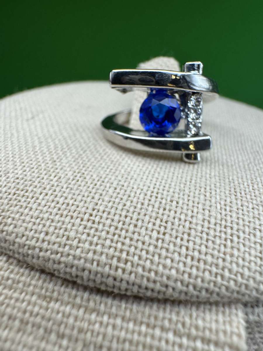 2023PTT New Beautiful  Silver Color Blue Gemstone Geometric