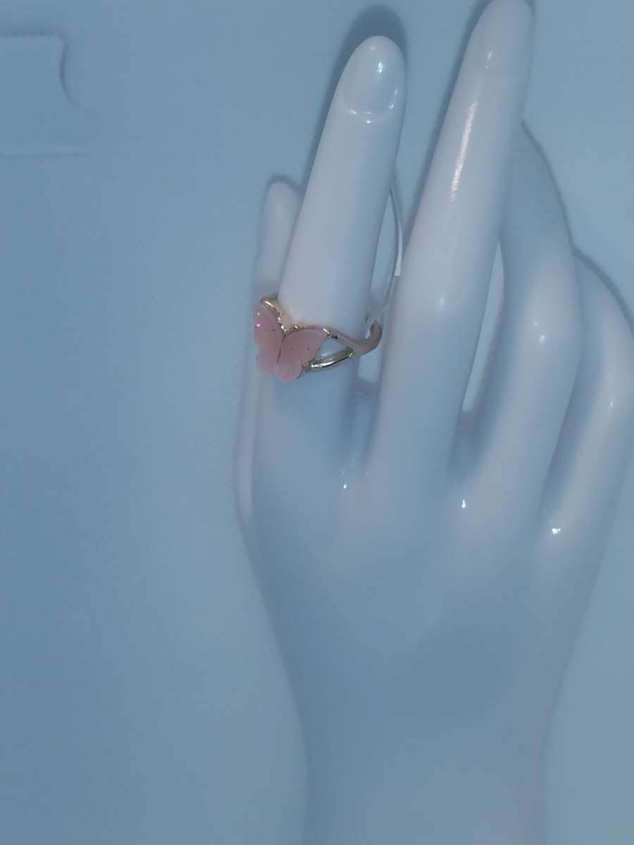 Butterfly Sparkles Chic Rhinestone Ring