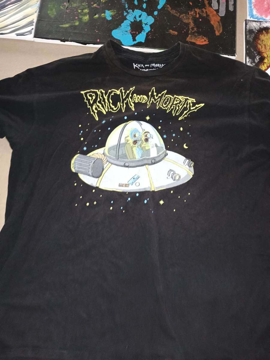 mens tshirts size large and XL  and jeans shorts size 36