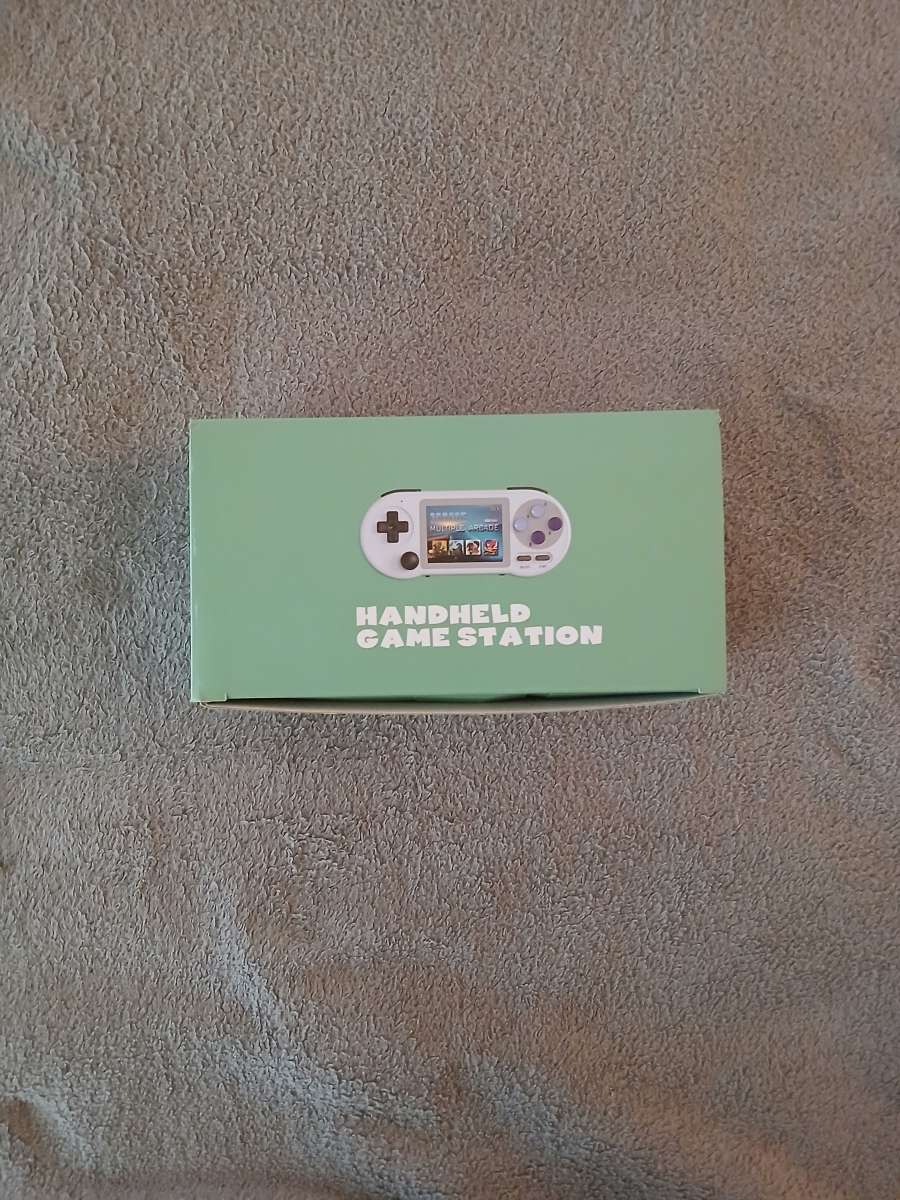 Data Frog SF2000 Handheld Game Station Console