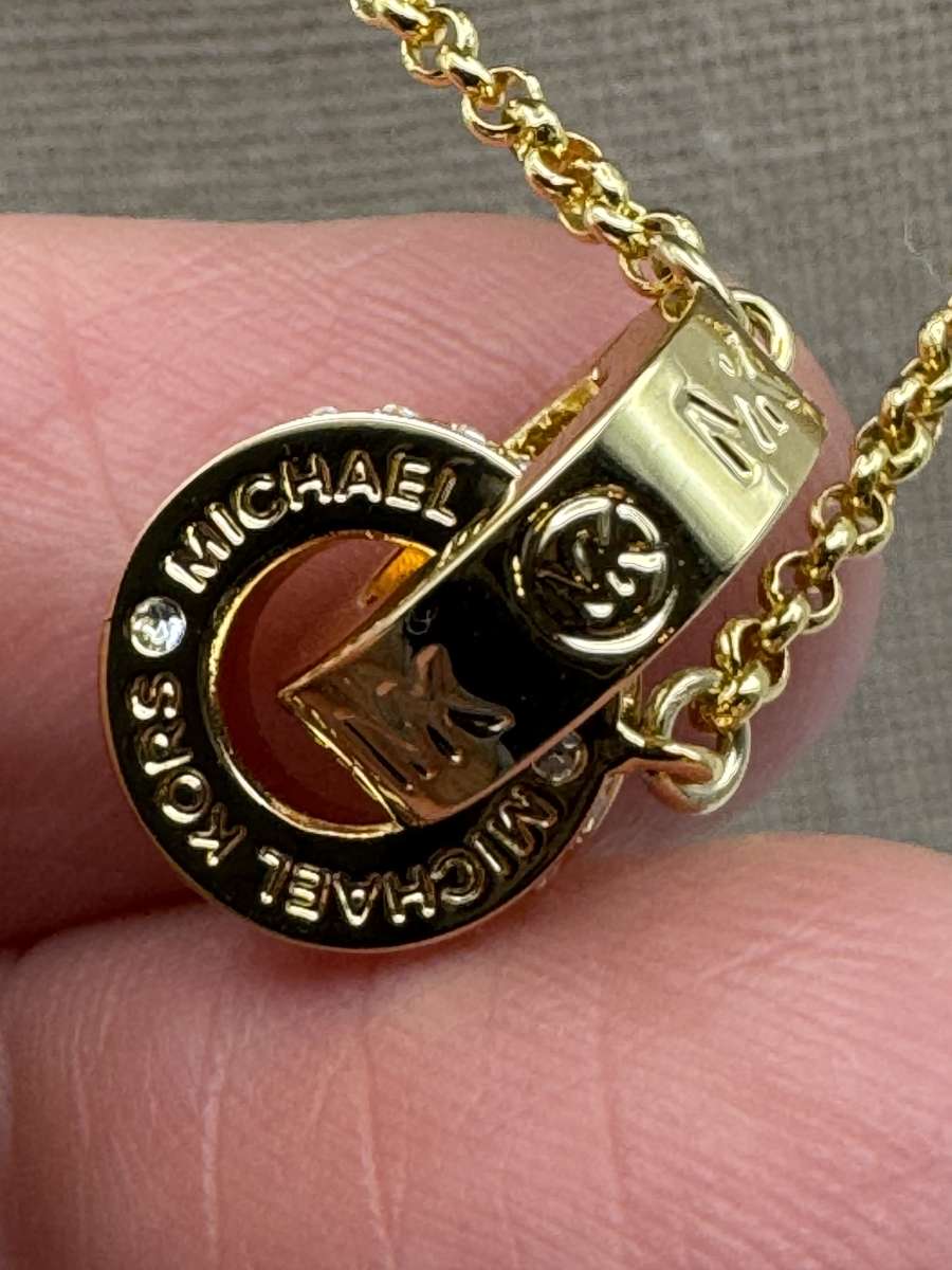 2000AHSH Michael Kors Brass W Gold Color Plating Circles  Cr