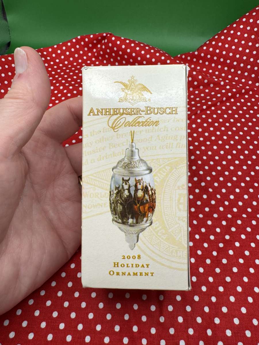 2019PTT Vintage AnheuserBusch 375 Collection 2008 Holiday Or