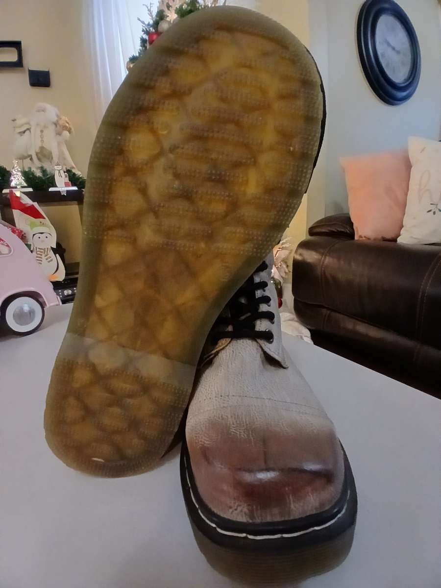 Brown boots for women size 8 point 5