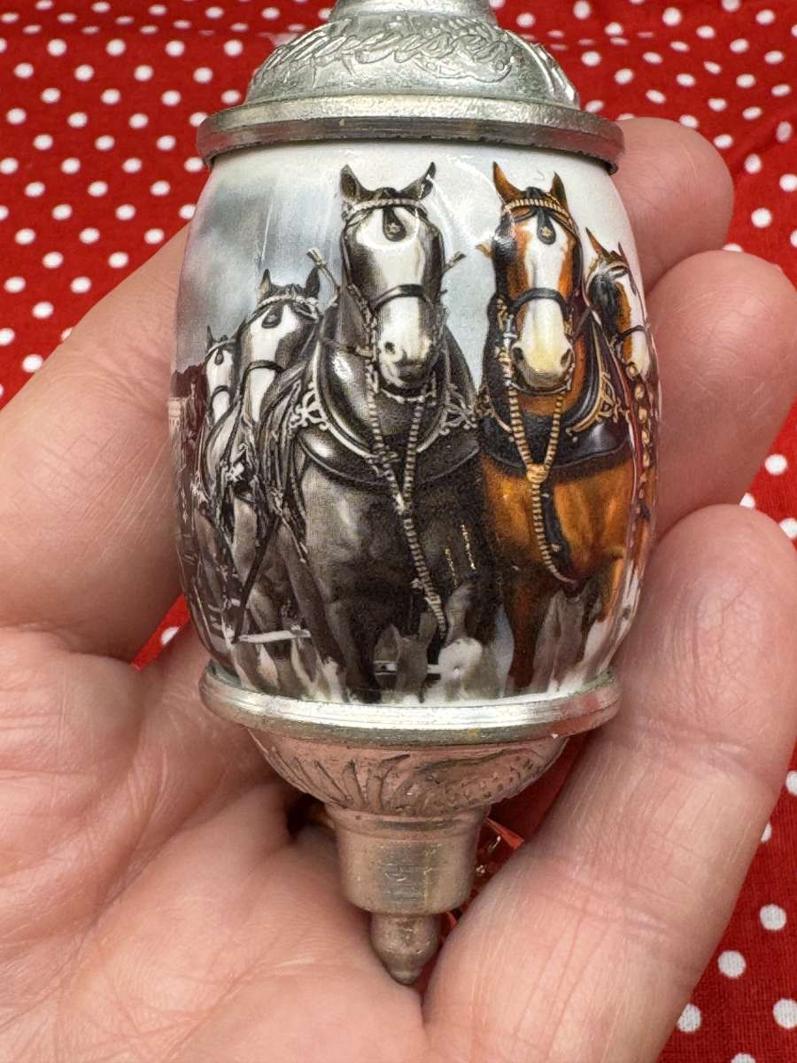 2019PTT Vintage AnheuserBusch 375 Collection 2008 Holiday Or