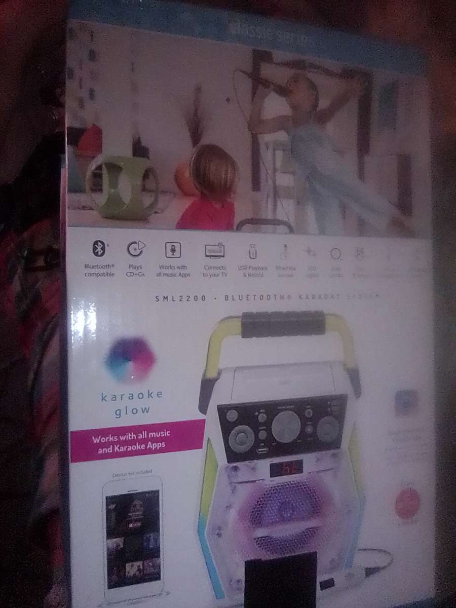 Singing Machine Karoke Machine