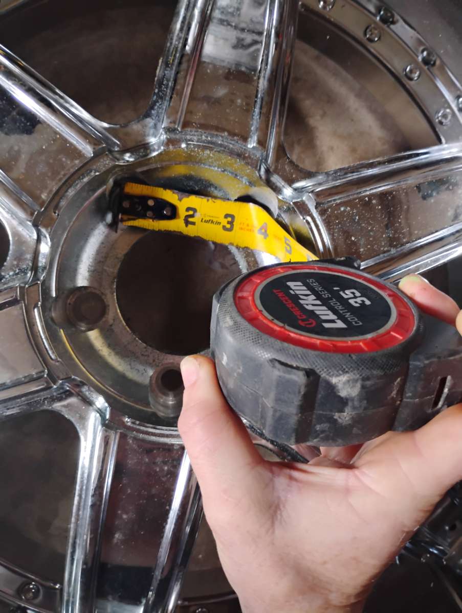 22x9 Venice 5 lug brand new rims