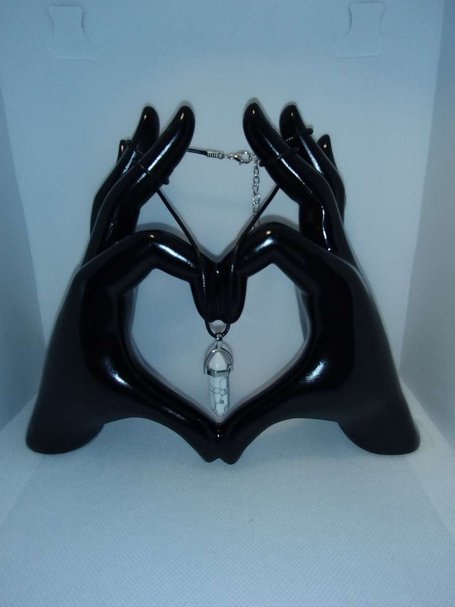 White Marbled Glass Pendant Necklace