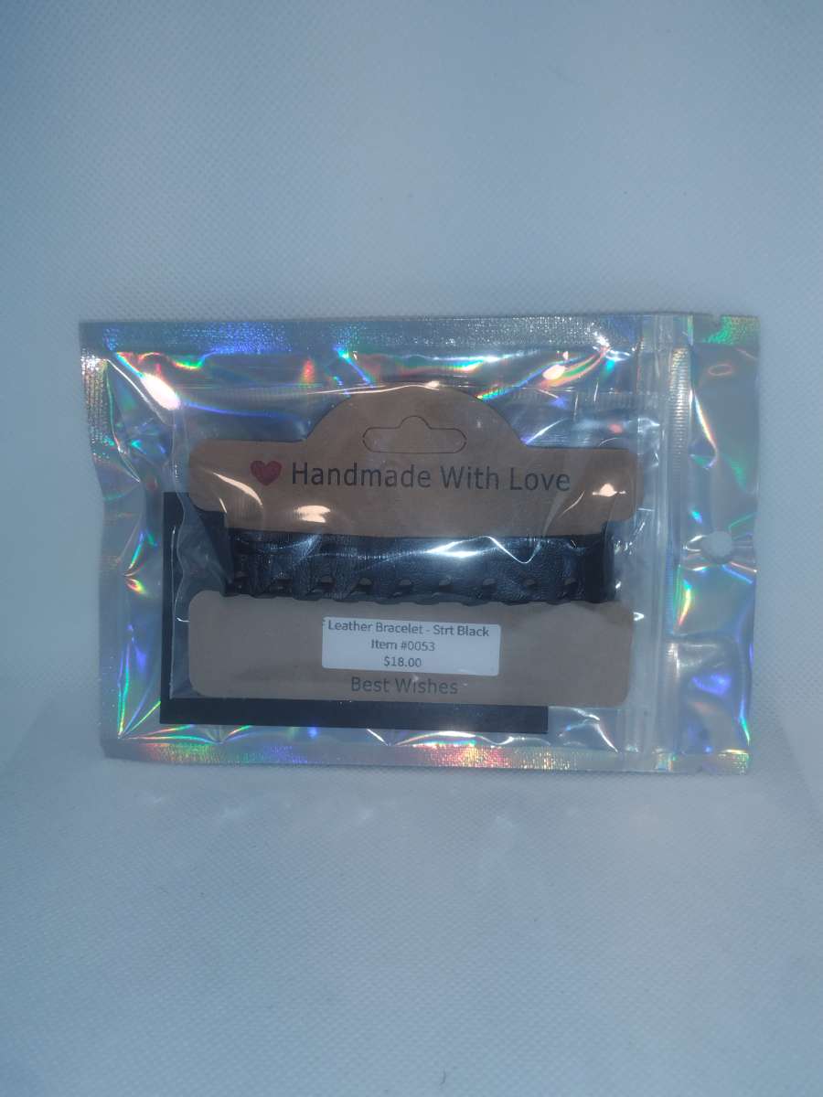 Faux Leather Bracelet straight black