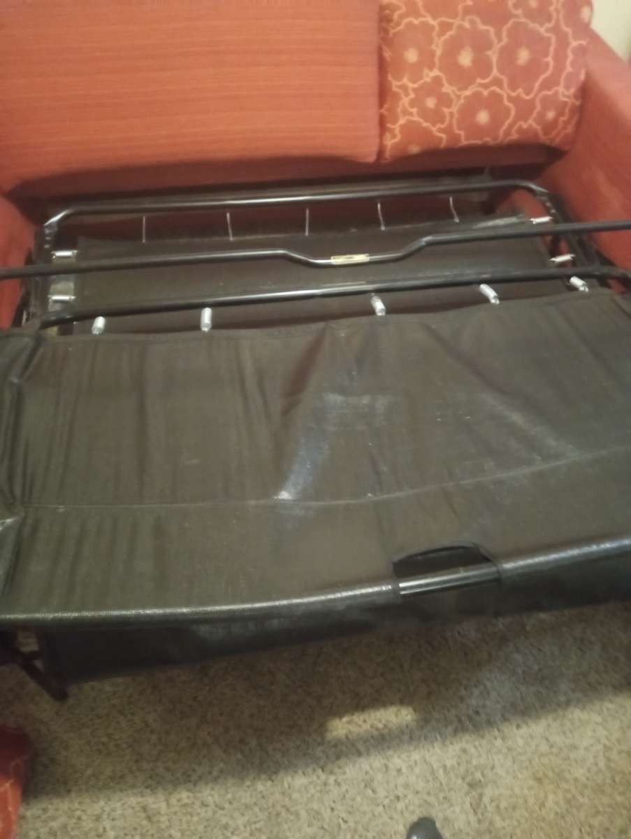 futon foldout couch