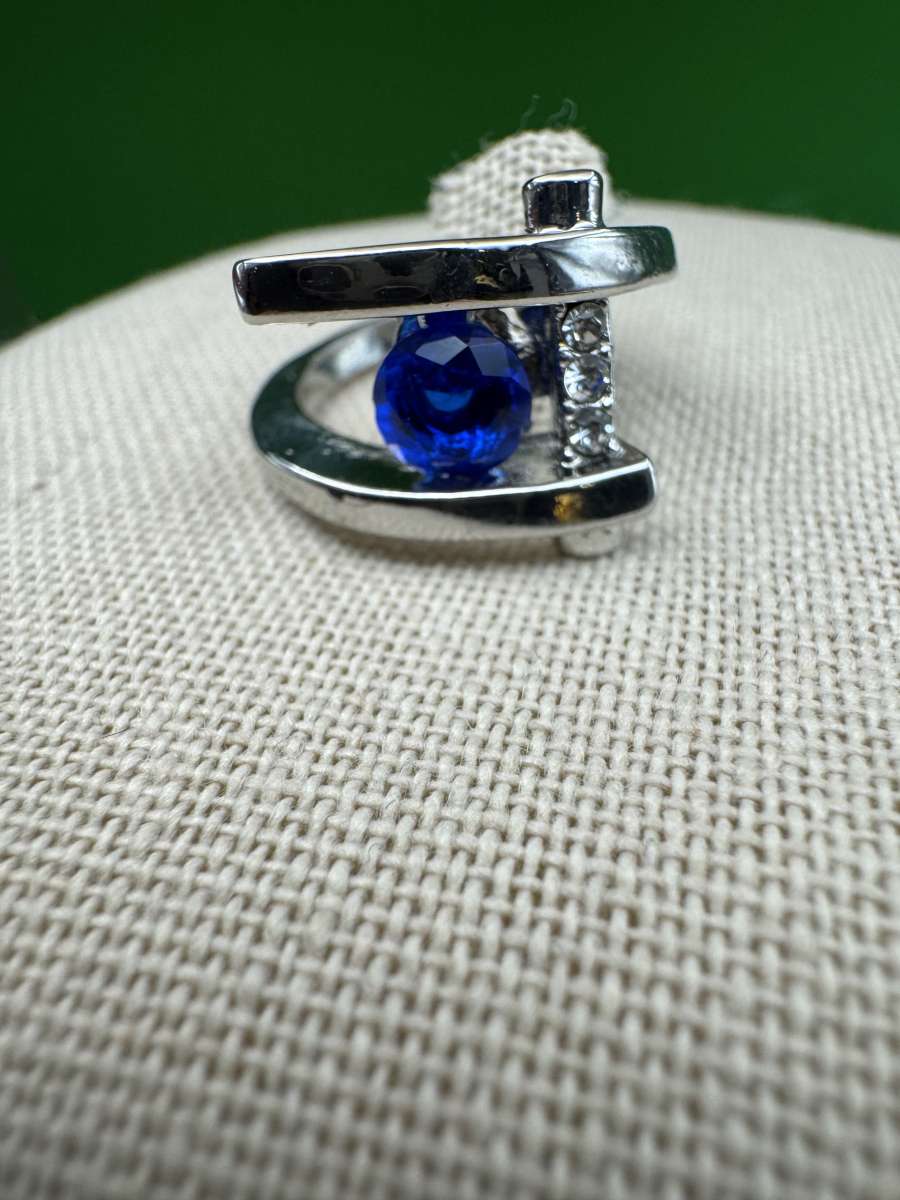 2023PTT New Beautiful  Silver Color Blue Gemstone Geometric