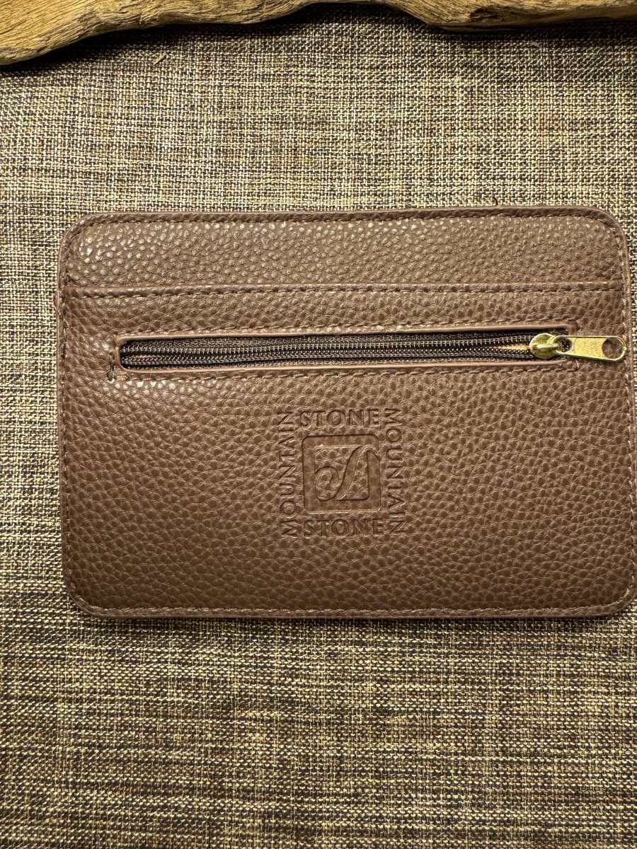 2038Stone Mountain Card Holder Brown Pebble Leather Embossed
