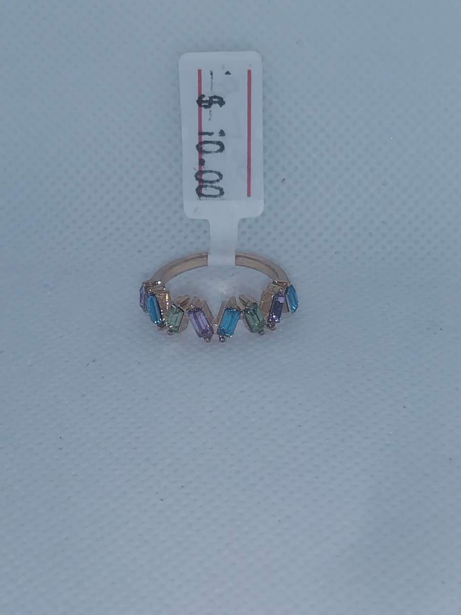 Multi Color Vs Chic Rhinestone Ring