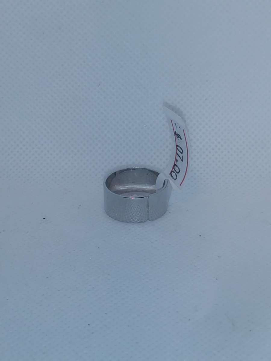 Wide Band Retro Geometric Ring