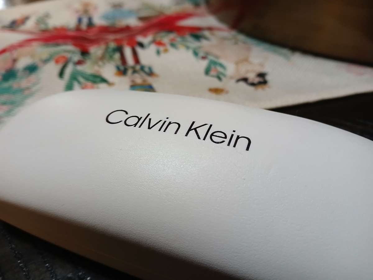 1 for 8 dollars or 2 for 12 dollars Calvin Klein cases
