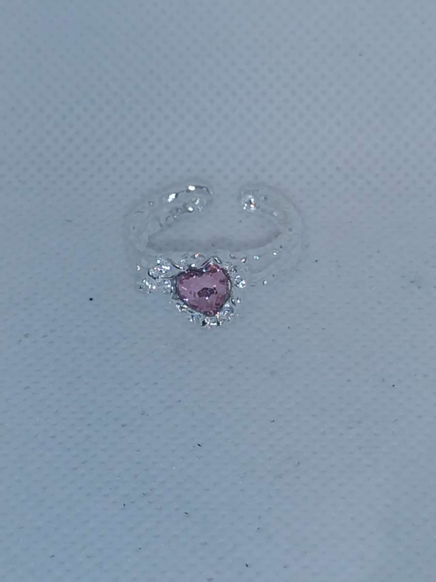 Sparkling Heart Ring