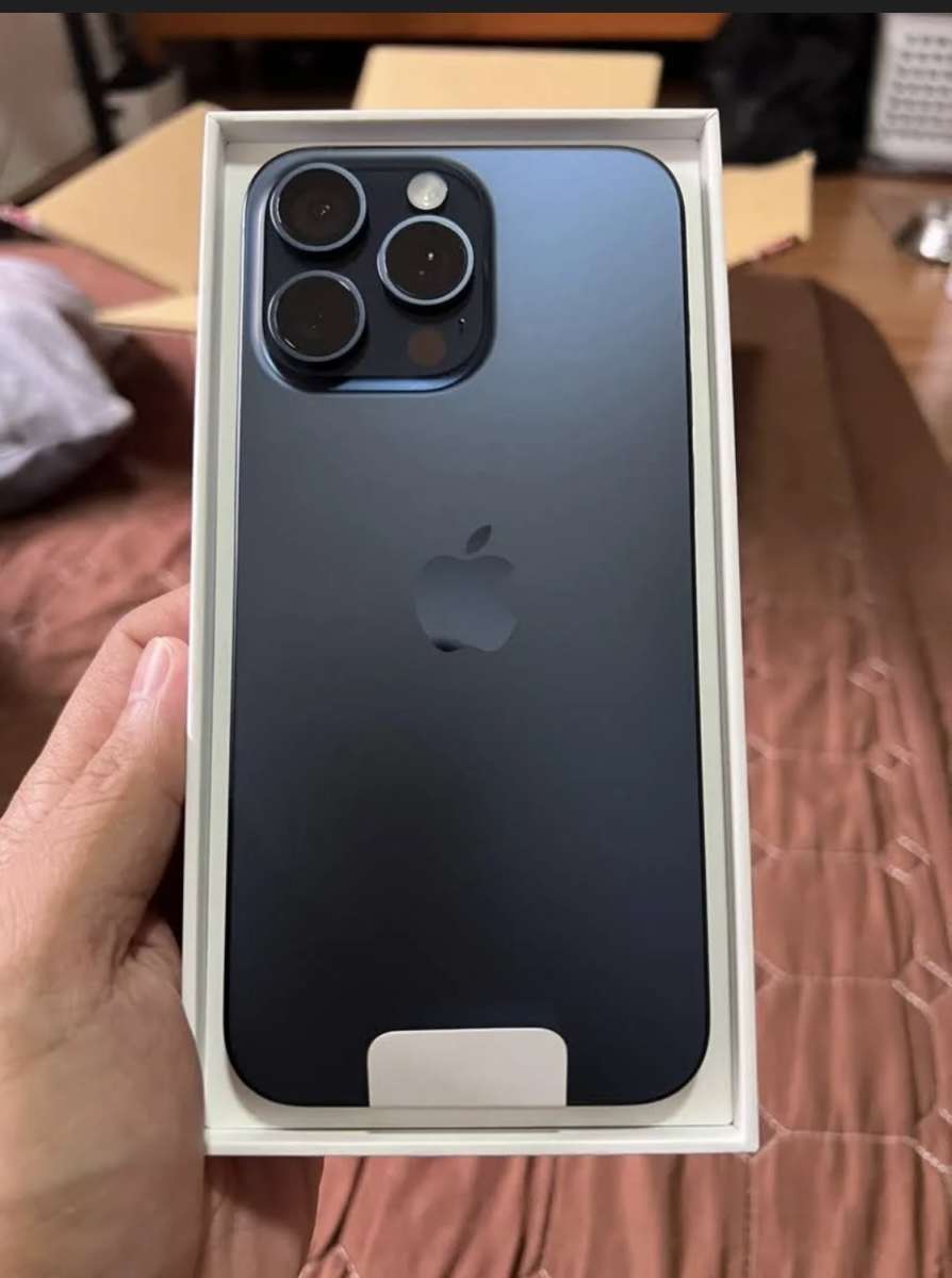 iPhone 15 pro max 1Tb